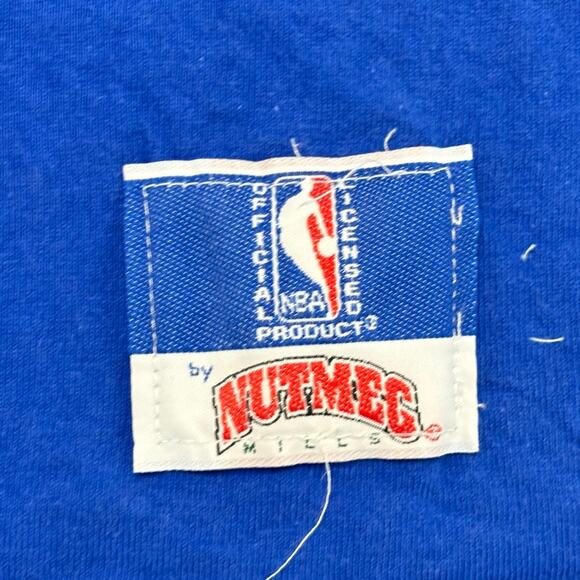 Vintage 90s Nutmeg Mills NBA‎ Cleveland Cavaliers Blue Mens L USA Made T-Shirt - Picture 4 of 9